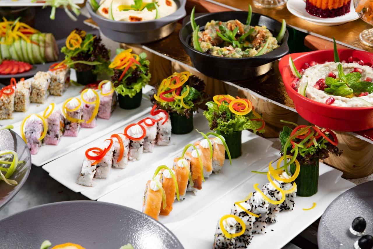 Park Inn By Radisson Makkah Aziziyah La Meca Exterior foto A buffet at a luxury hotel